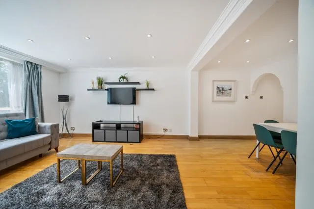 Hyde Park Place, London, W2, photo 7