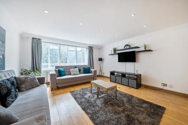 Hyde Park Place, London, W2, photo 5