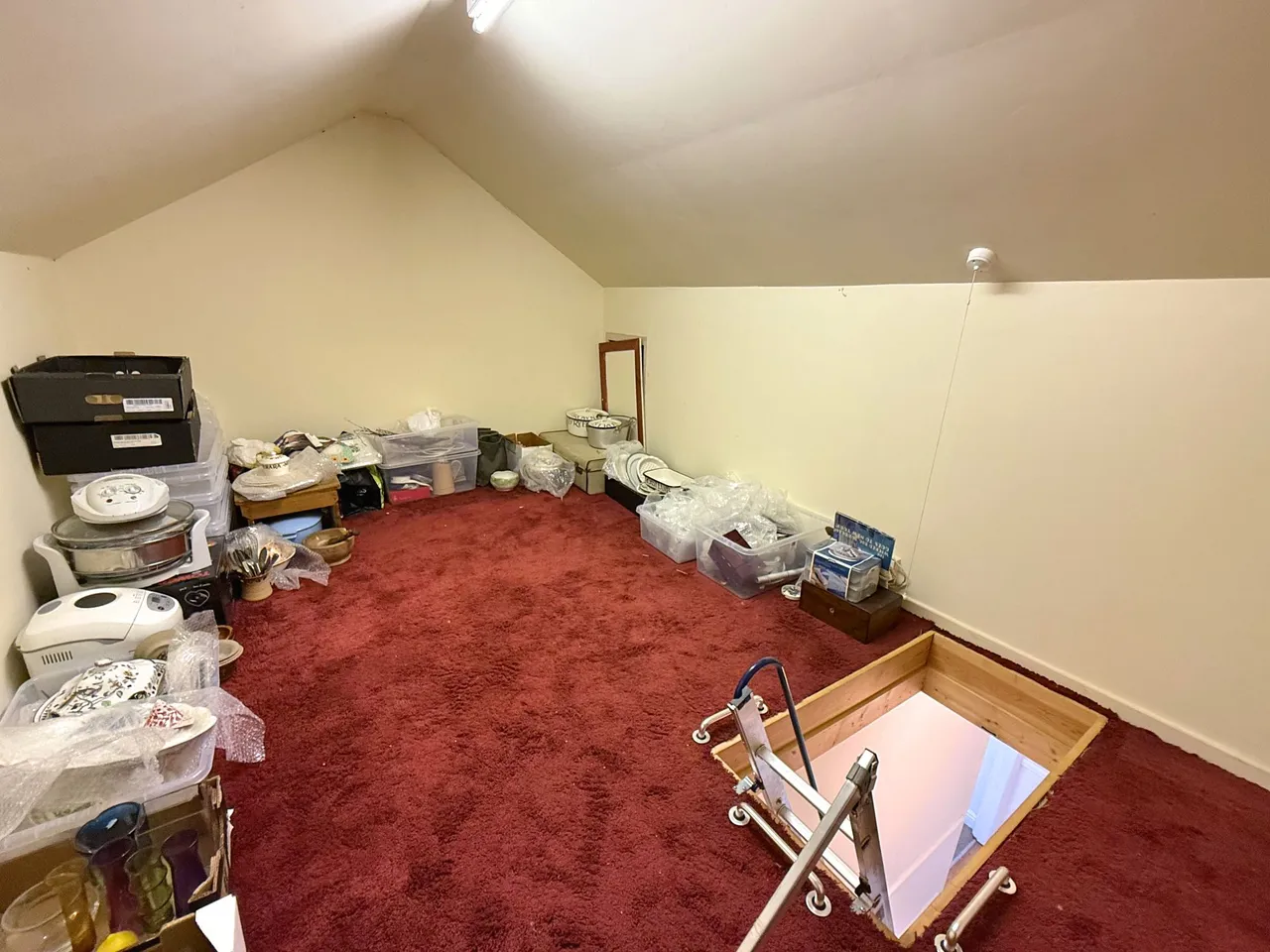Brogden Grove, Sale, photo 19