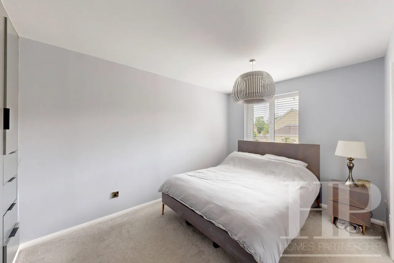 Harper Drive, Maidenbower, RH10, photo 13