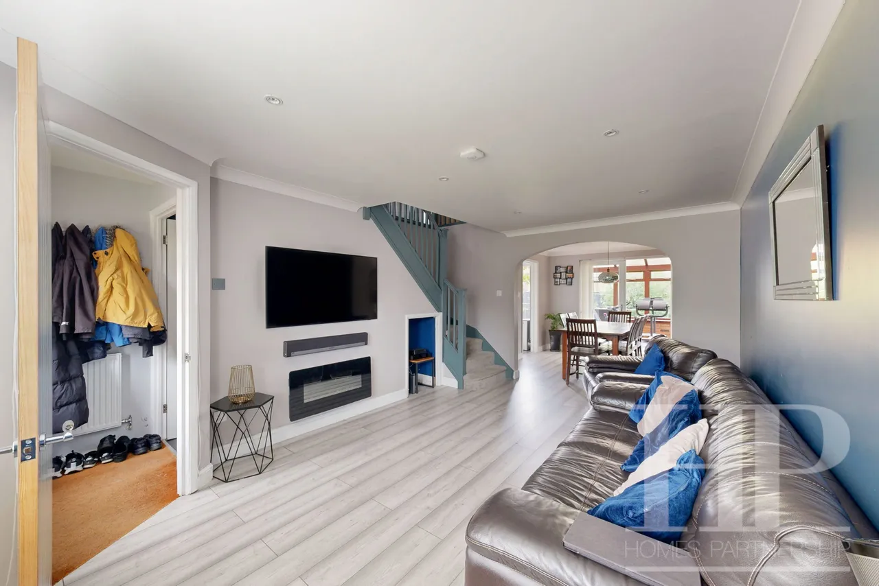 Harper Drive, Maidenbower, RH10, photo 6