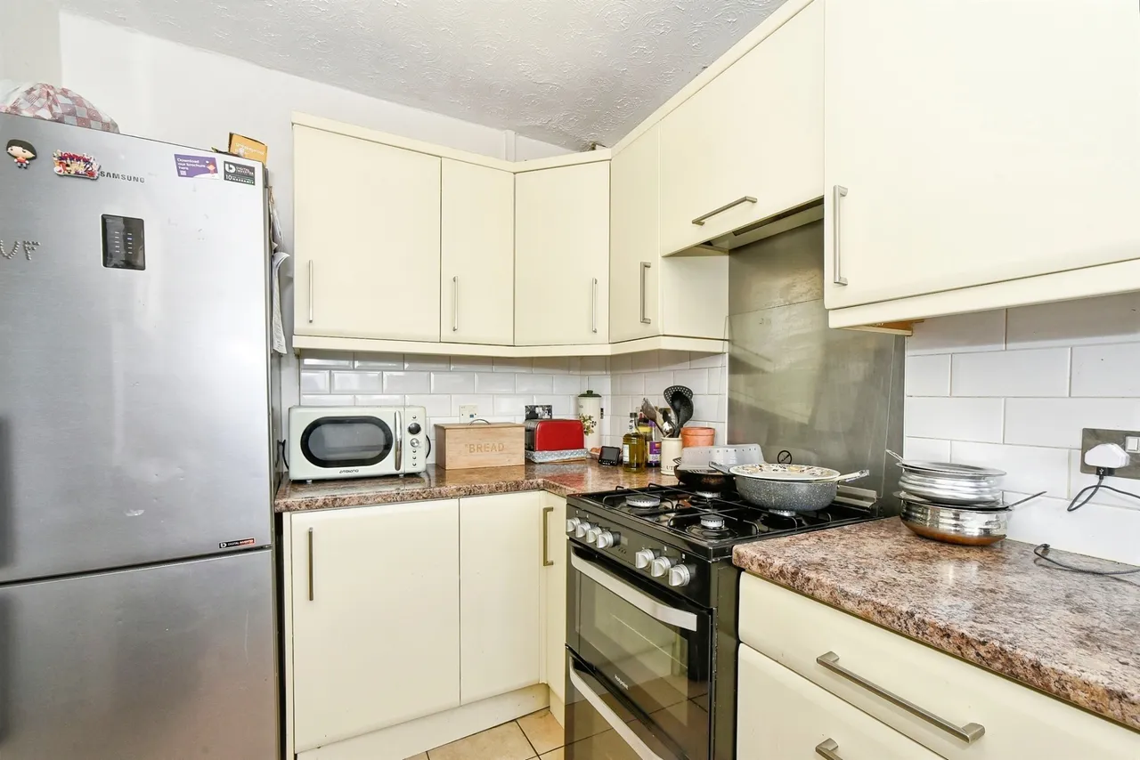 Somerville Road, Swindon, SN3, photo 7