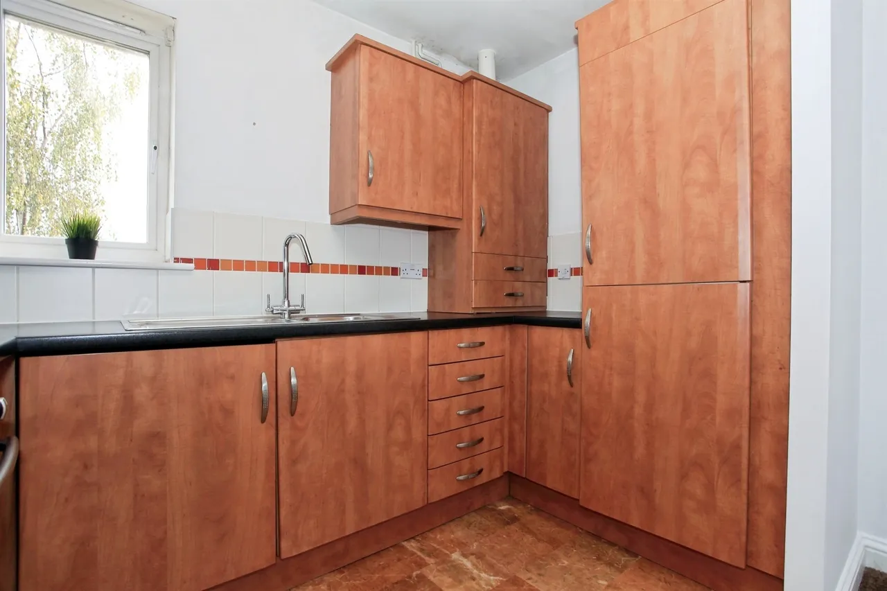 Delves Way, Hampton Centre, PE7, photo 5