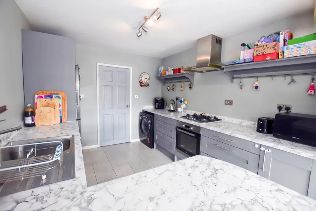 Elm Drive, Market Drayton, photo 9