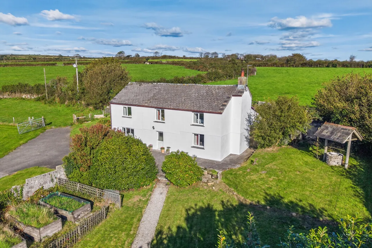 3 bed house for sale, Bugle, St. Austell, PL26