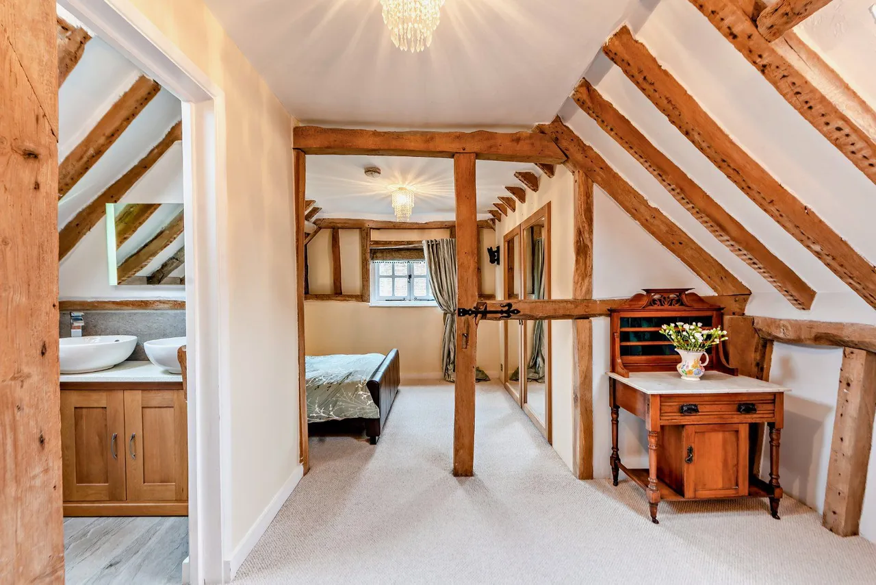 Kithurst Farm Road, Storrington, Pulborough, West Sussex, RH20 4HT, photo 7