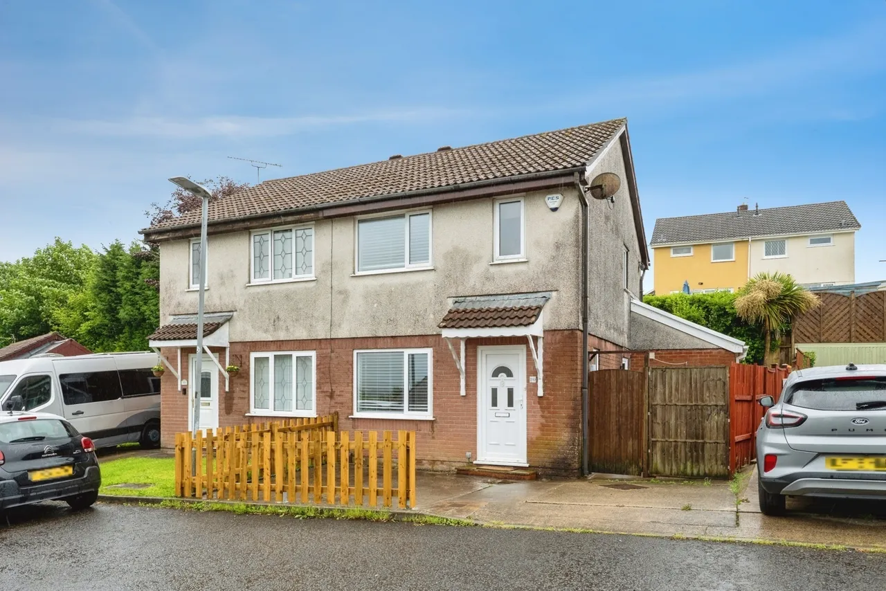 4 bed house for sale, St Nicholas Close, Waunarlwydd, SA5