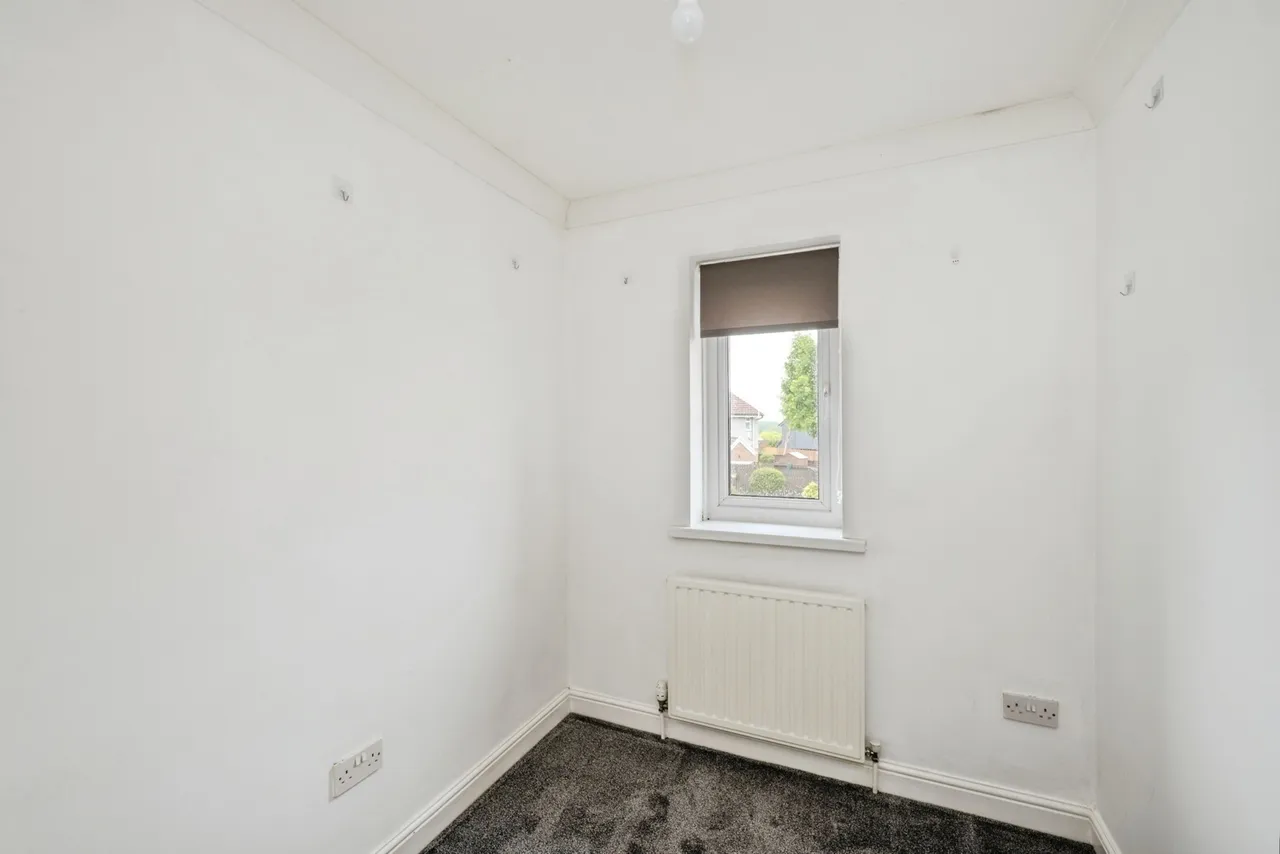 St Nicholas Close, Waunarlwydd, SA5, photo 10
