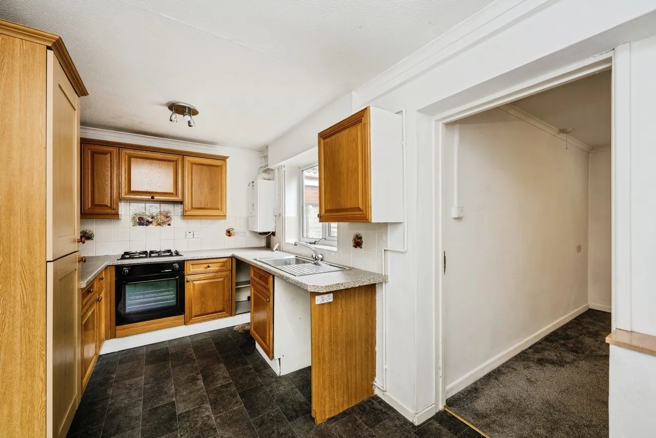 St Nicholas Close, Waunarlwydd, SA5, photo 6