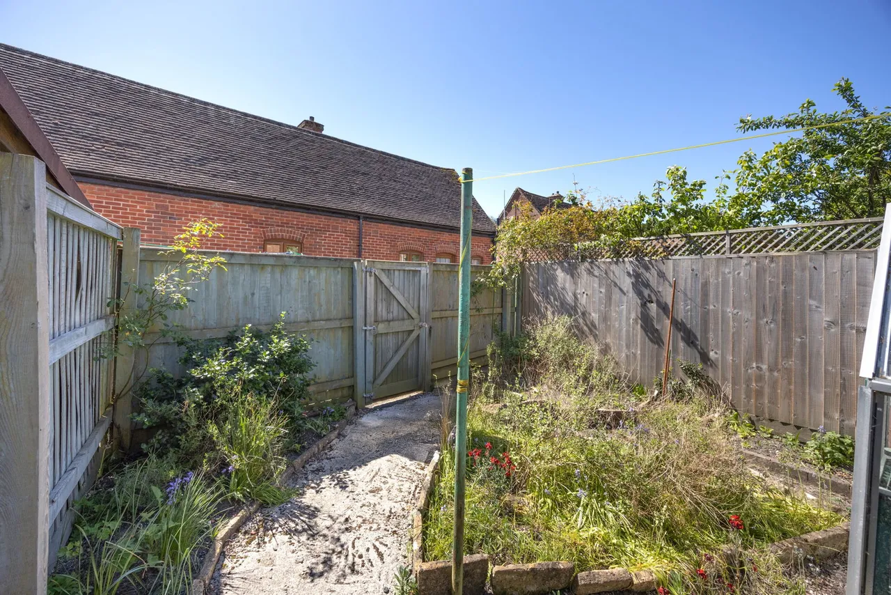 Victoria Road, Devizes, SN10, photo 41