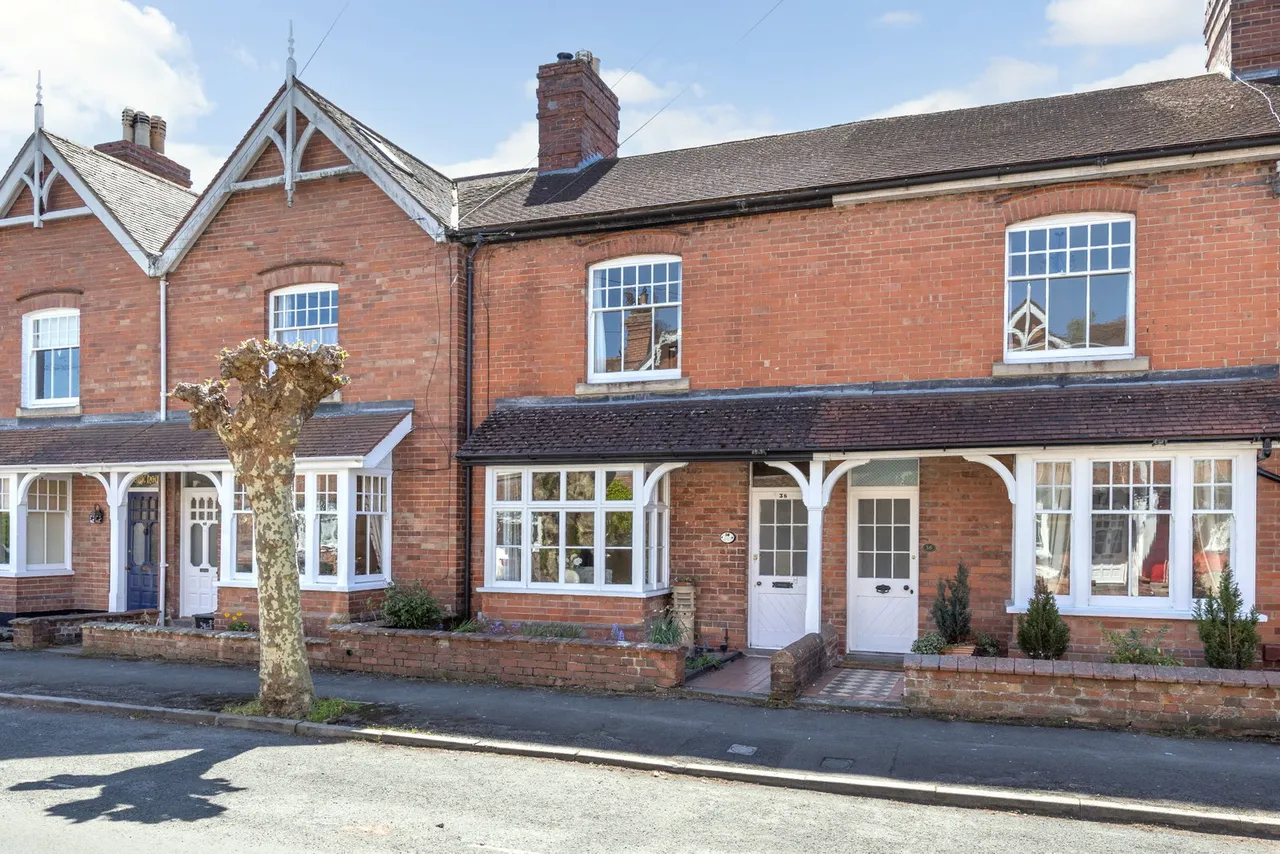3 bed house for sale, Victoria Road, Devizes, SN10