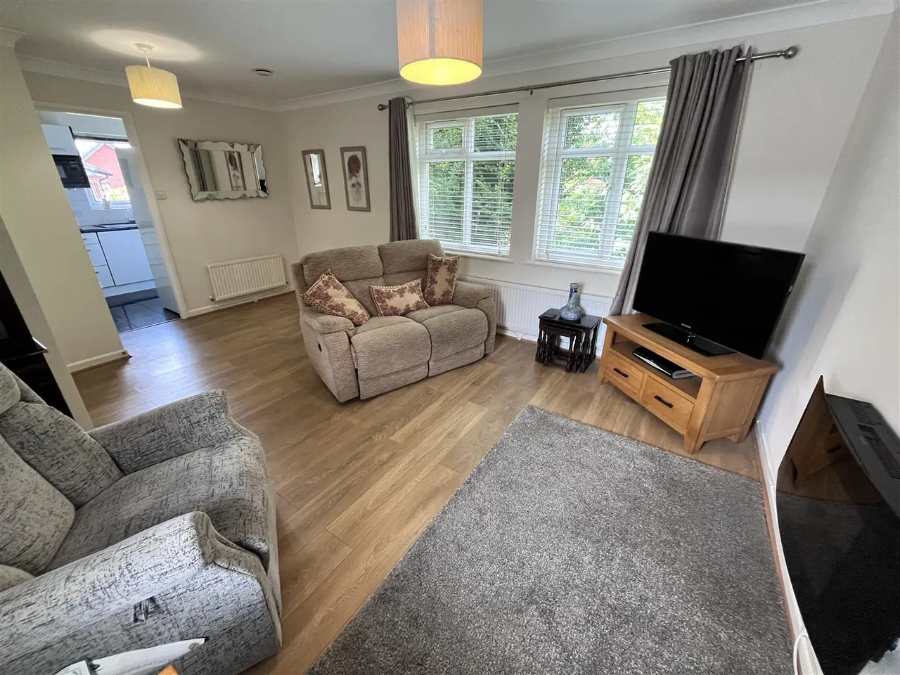 Nightingale Close, Wilmslow, SK9, photo 3