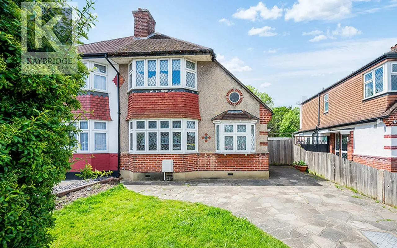 Walsingham Gardens, Epsom, KT19, photo 12