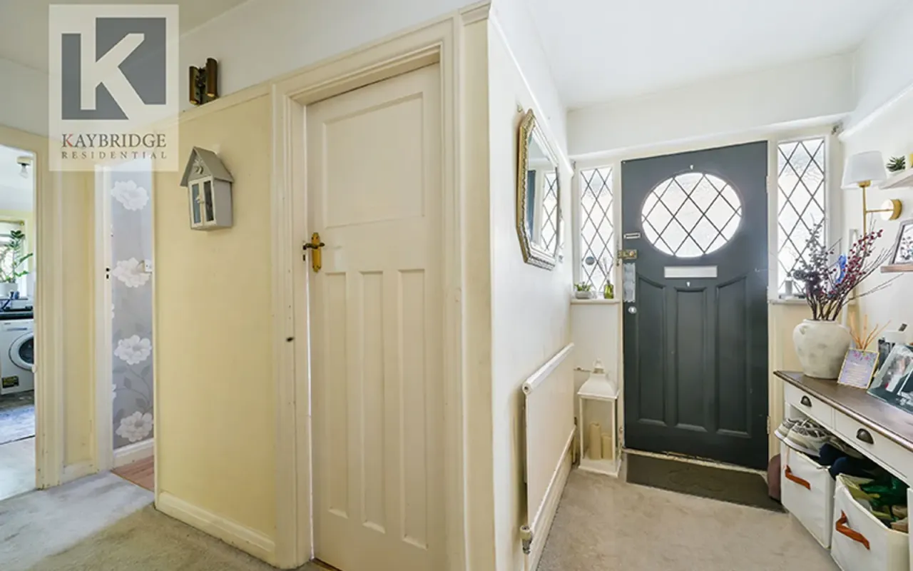 Walsingham Gardens, Epsom, KT19, photo 5