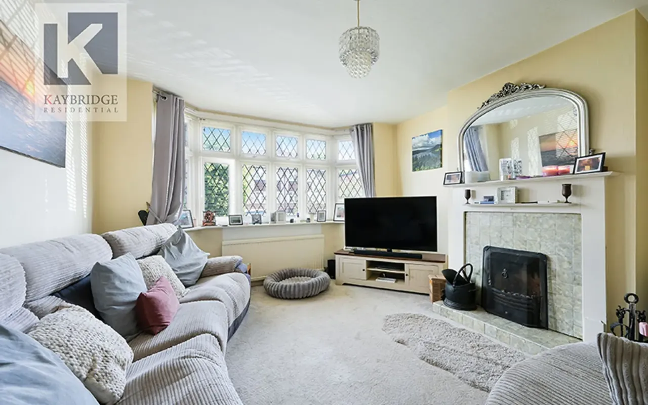 Walsingham Gardens, Epsom, KT19, photo 6