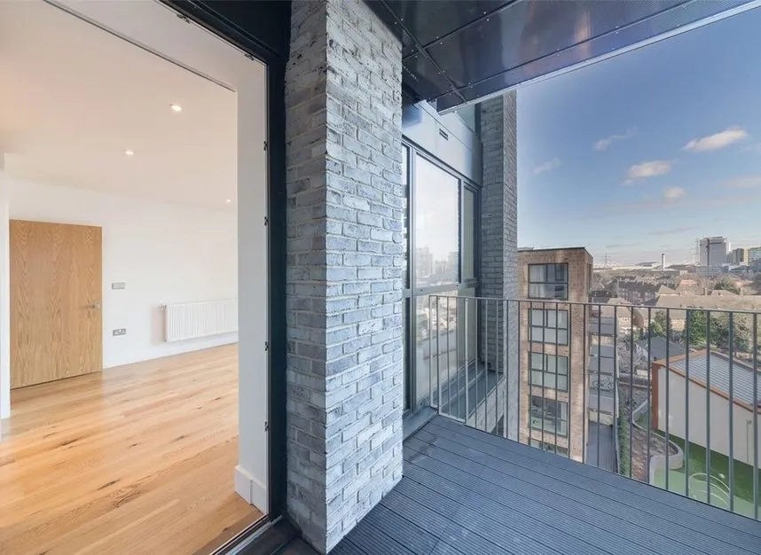 Sovereign Tower, Canning Town, E16, photo 4