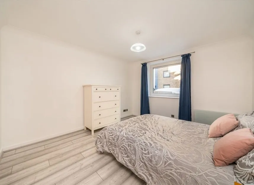Boardwalk Place, Canary Wharf, E14, photo 4