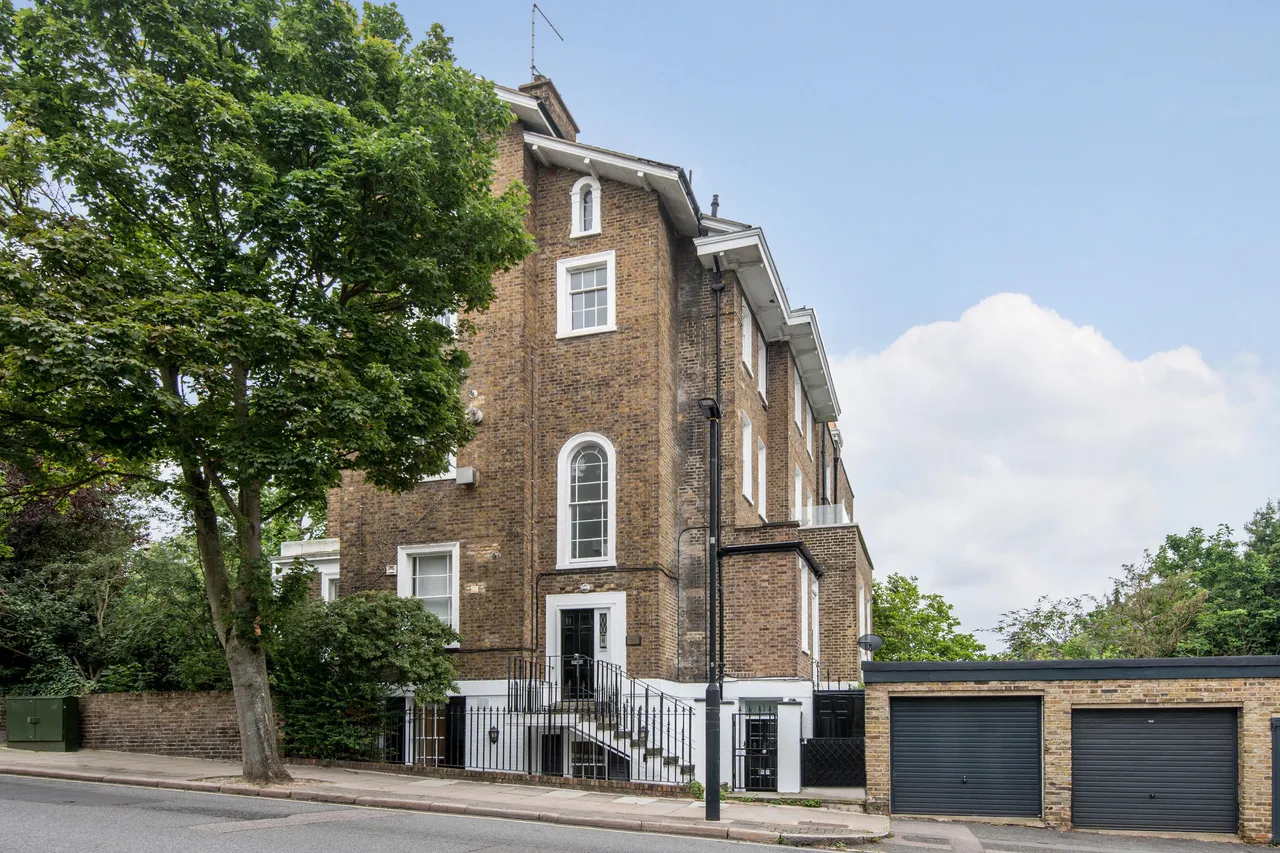 Hamilton Terrace, St John's Wood, London, NW8, photo 3