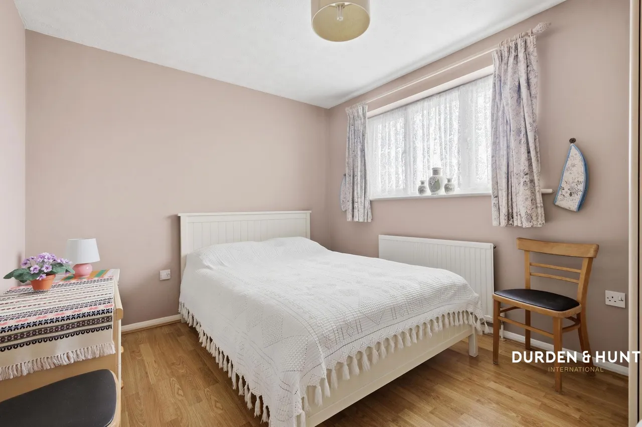 Godwin Close, Chingford, E4, photo 12