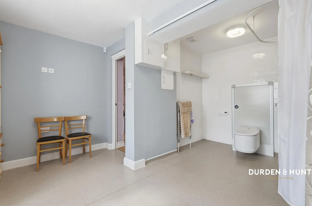 Godwin Close, Chingford, E4, photo 8