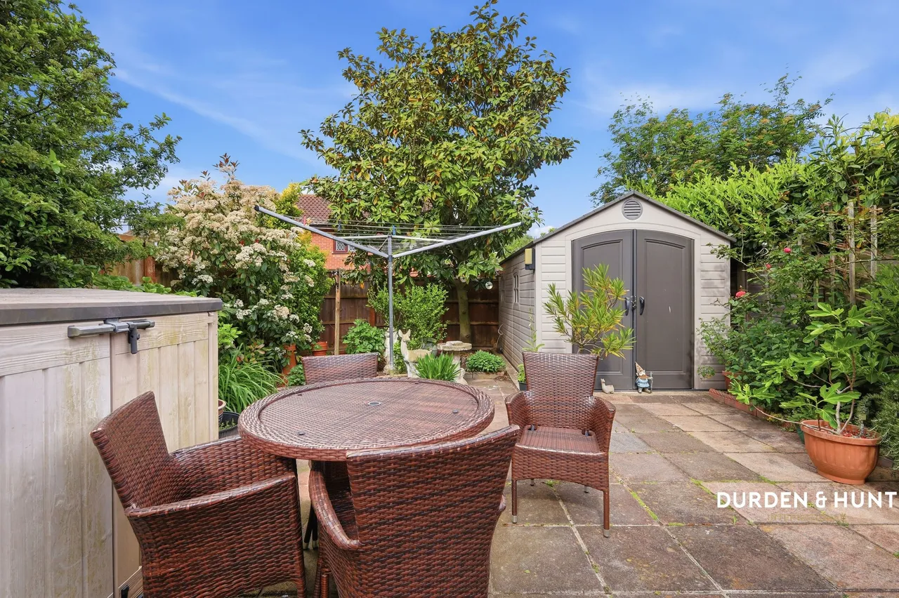 Godwin Close, Chingford, E4, photo 15