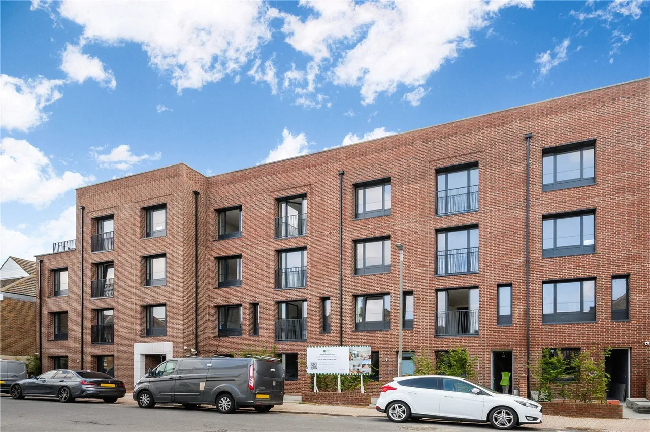 Fallsbrook Road, London, SW16, photo 15
