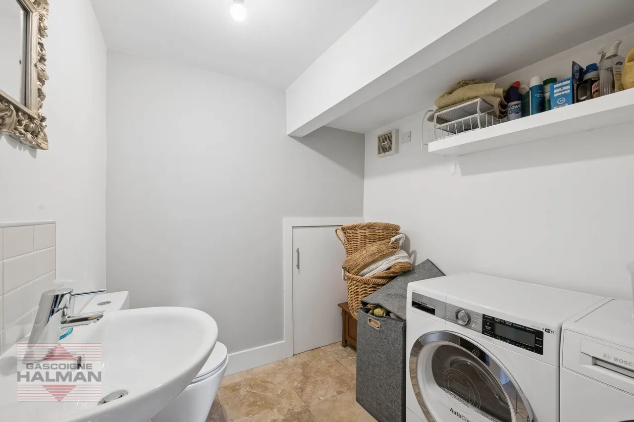 Harboro Road, Sale, photo 25