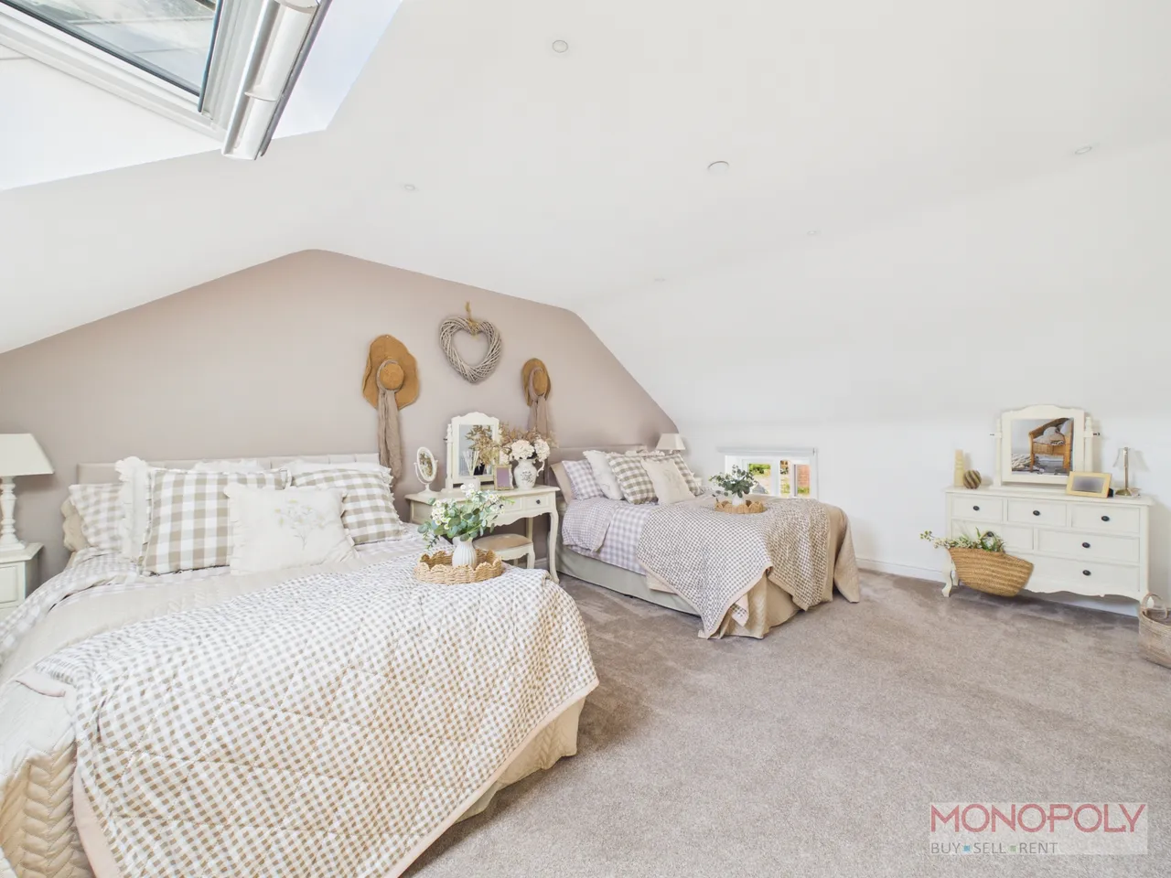 Forget Me Not Barn, Bowling Bank, LL13, photo 37