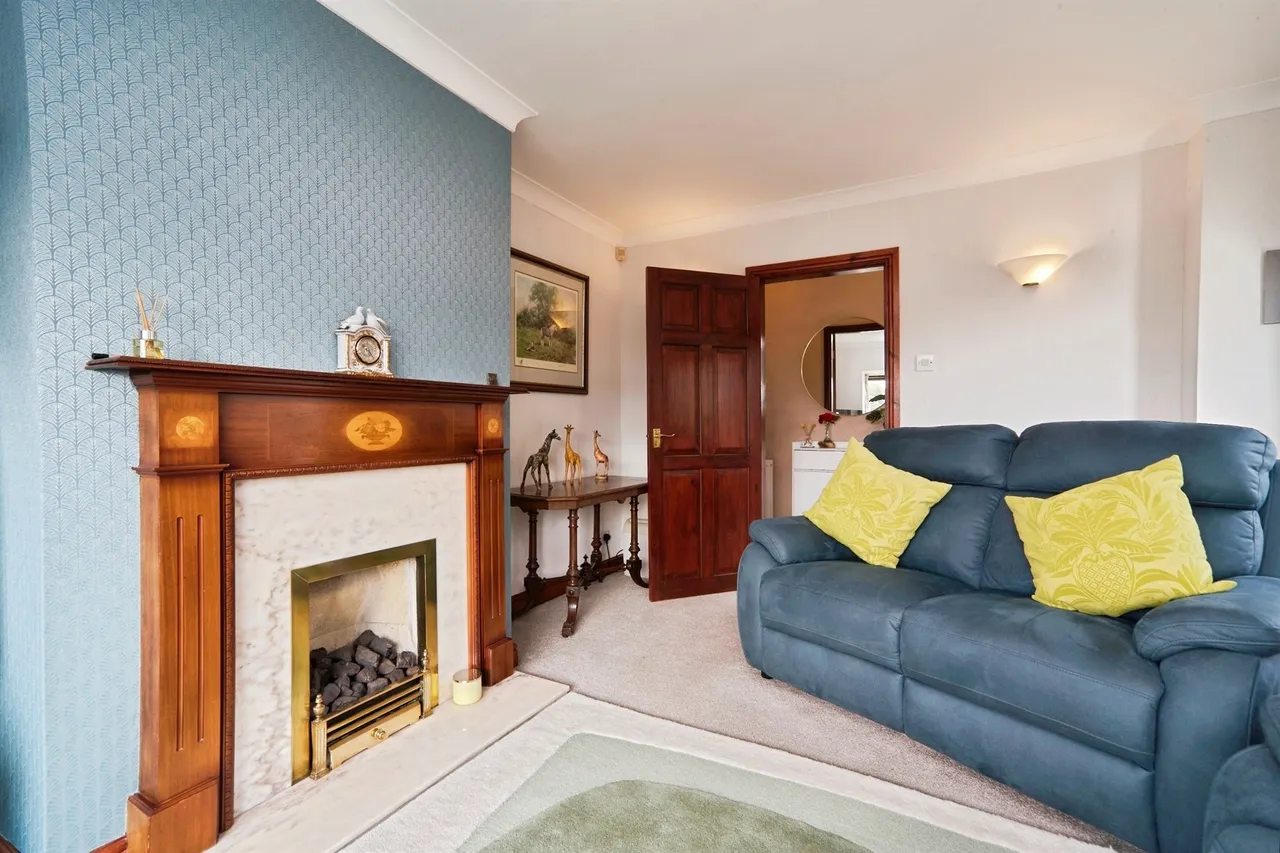 New Occupation Lane, Pudsey, LS28, photo 8