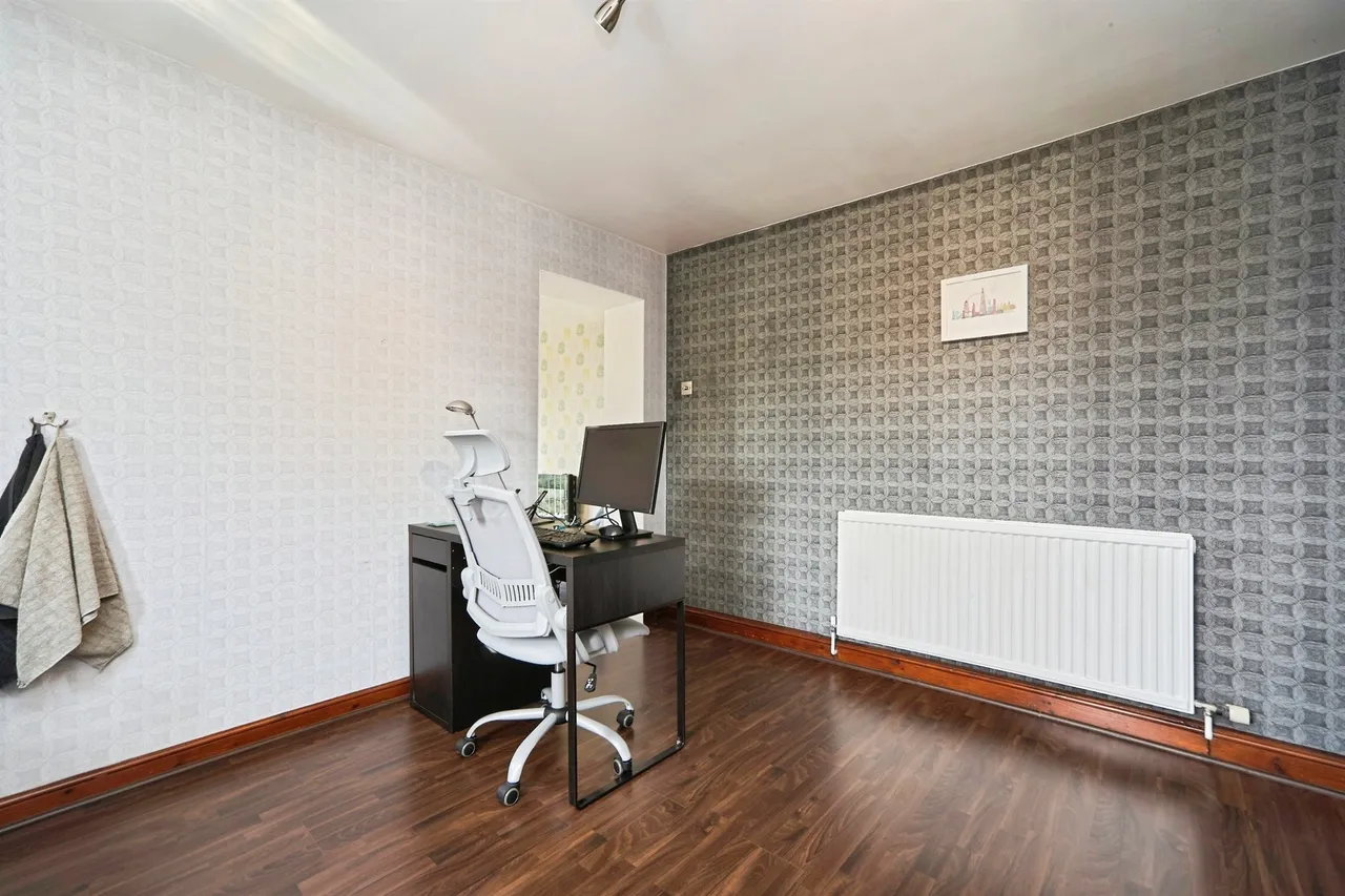 New Occupation Lane, Pudsey, LS28, photo 12