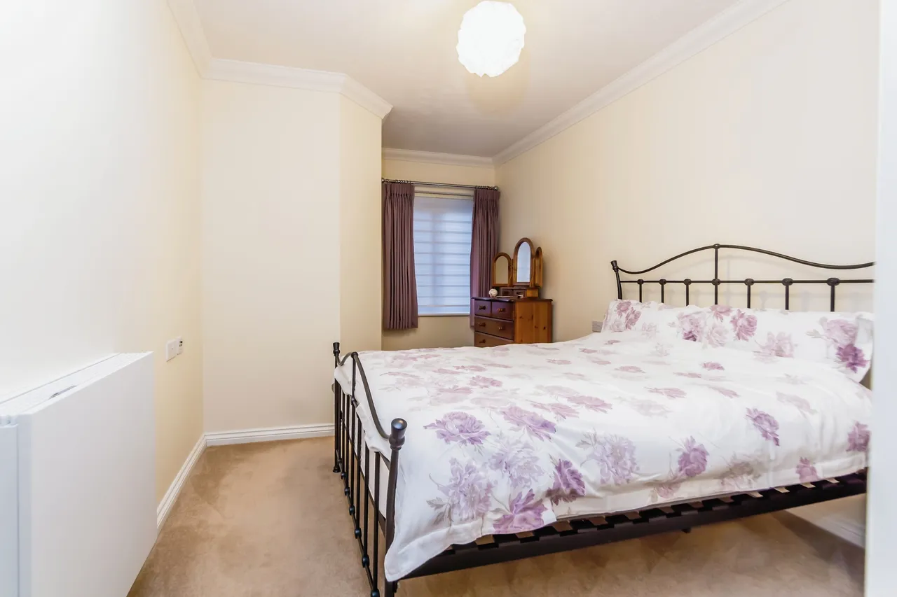 Caterham Lodge, Stafford Road, Caterham, Surrey, CR3, photo 9