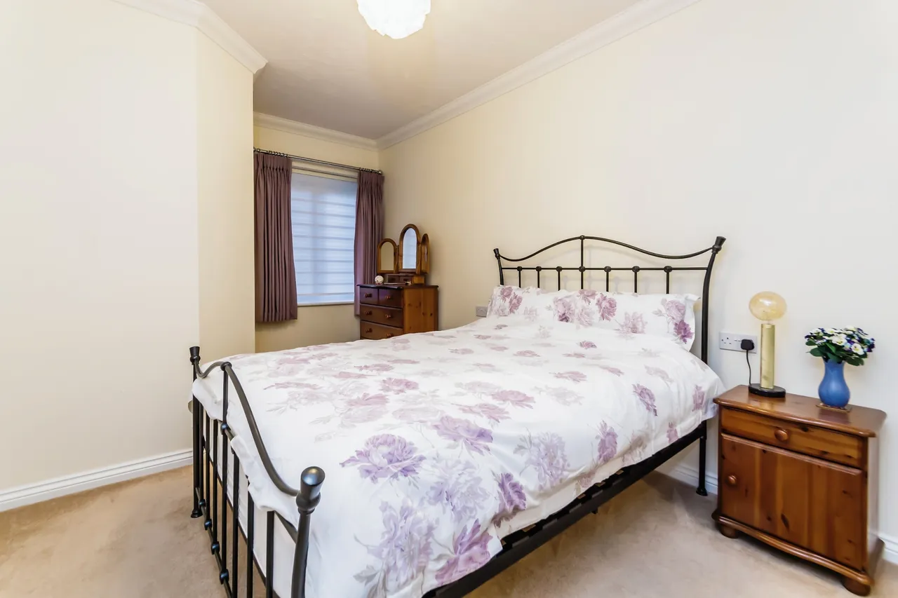 Caterham Lodge, Stafford Road, Caterham, Surrey, CR3, photo 16