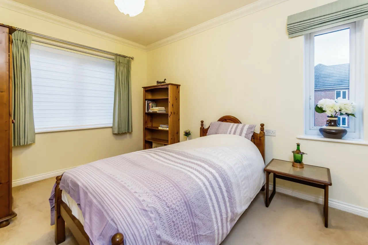 Caterham Lodge, Stafford Road, Caterham, Surrey, CR3, photo 19