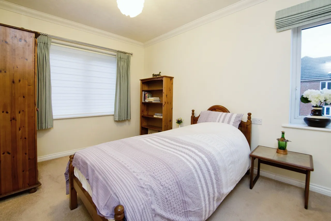 Caterham Lodge, Stafford Road, Caterham, Surrey, CR3, photo 18