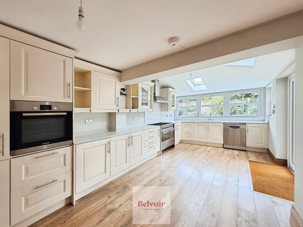 Prince Henrys Close, Greenhill, Evesham, WR11, photo 5