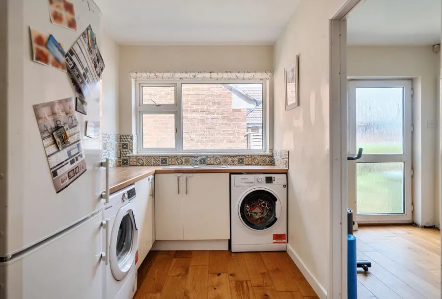 Yarnolds, Shurdington, GL51, photo 8