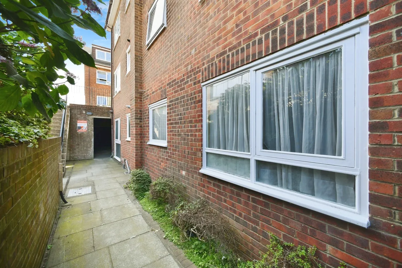 Henley Road, Brighton, BN2, photo 15