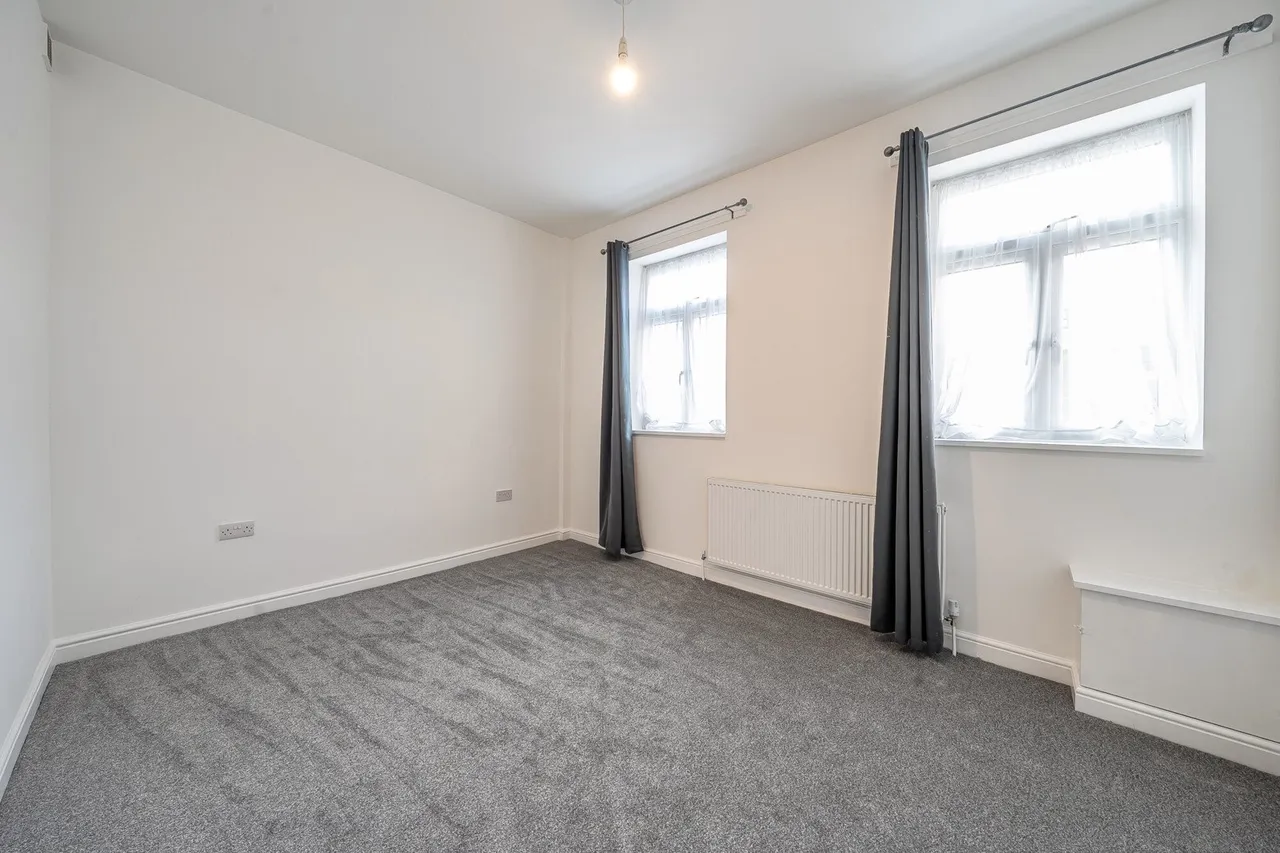Ilderton Road, SE15, photo 6