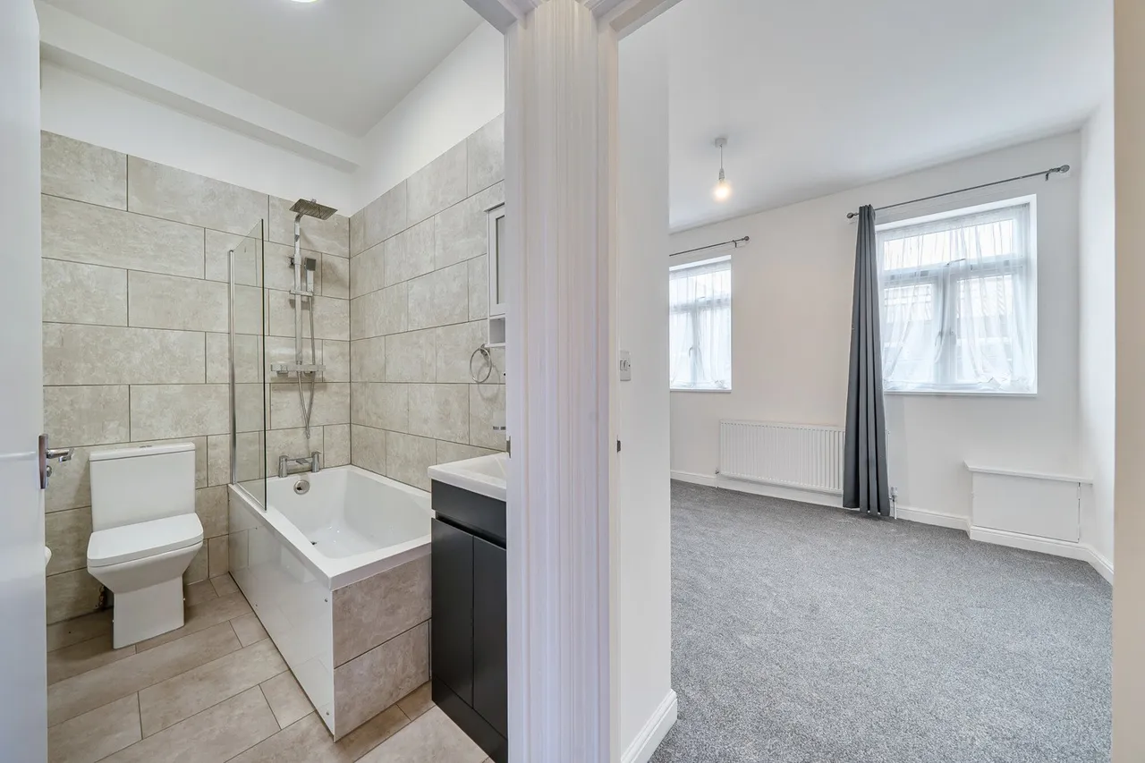 Ilderton Road, SE15, photo 14