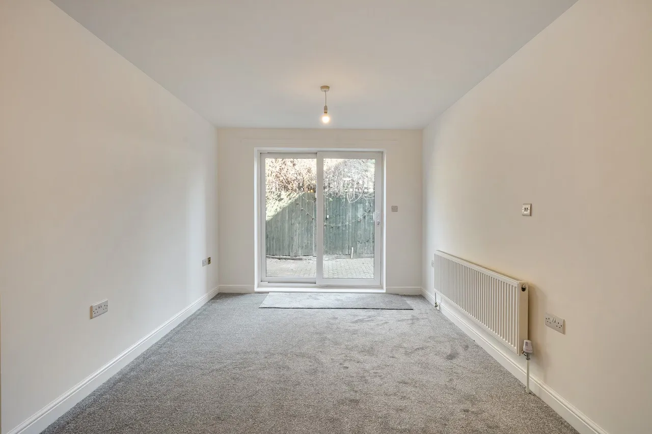 Ilderton Road, SE15, photo 2