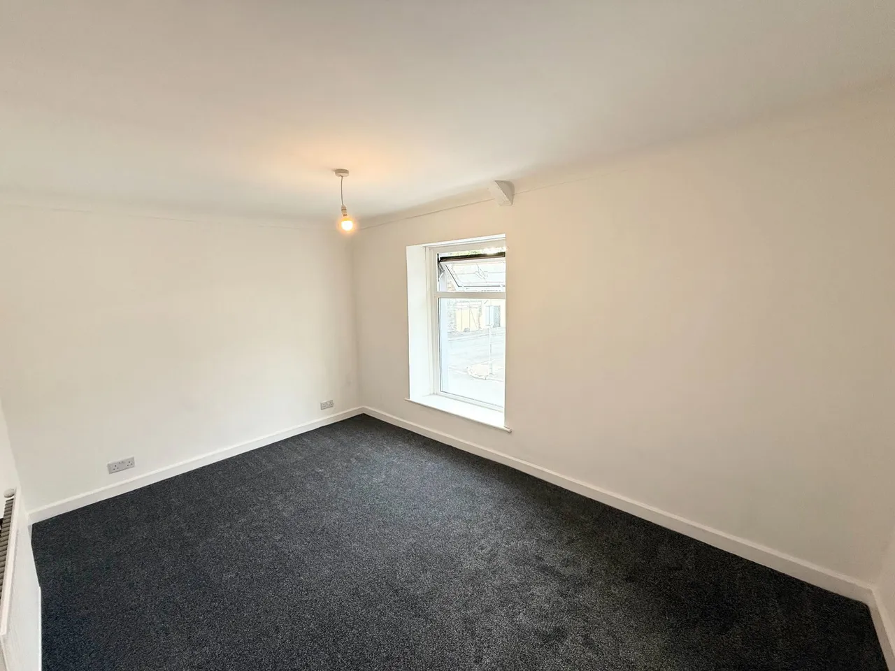 Regent Street East, Neath, SA11, photo 10