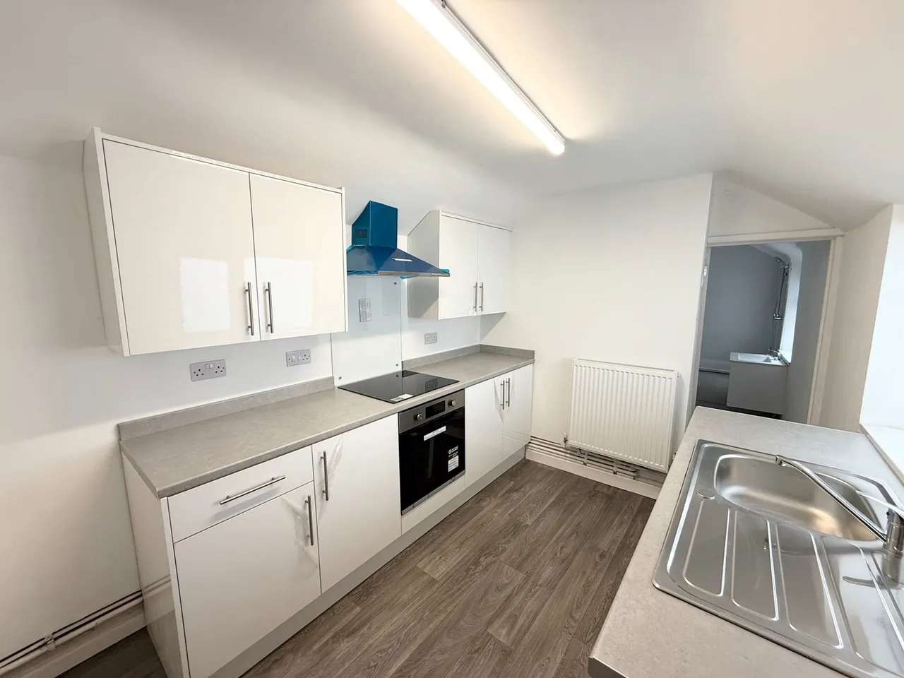 Regent Street East, Neath, SA11, photo 6