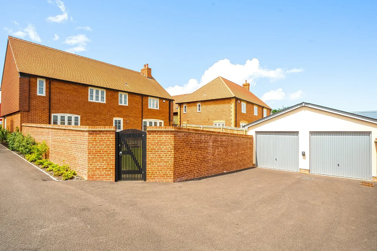 Gold Lane, North Baddesley, SO52, photo 11