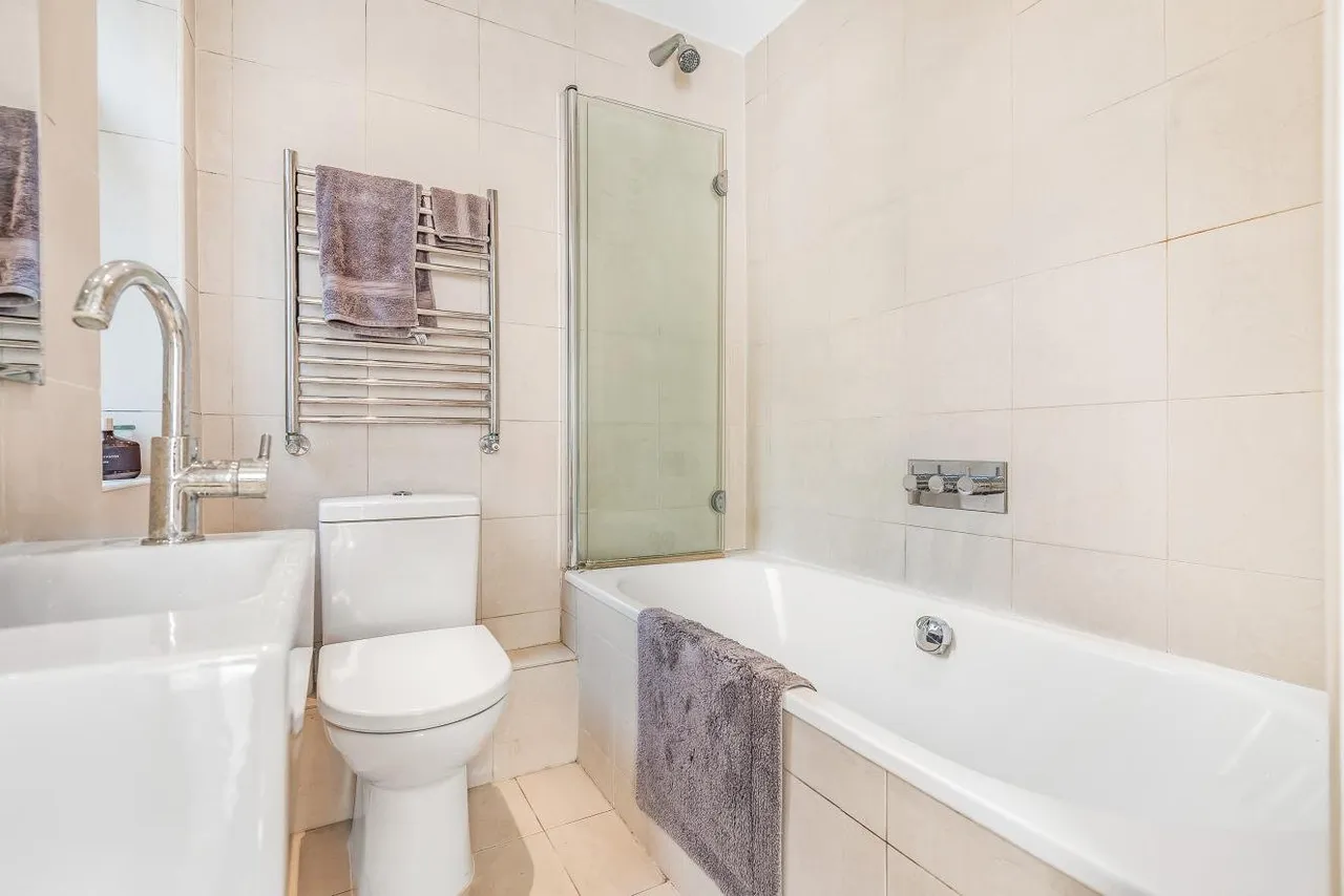 Harbut Road, Battersea, London, SW11, photo 5