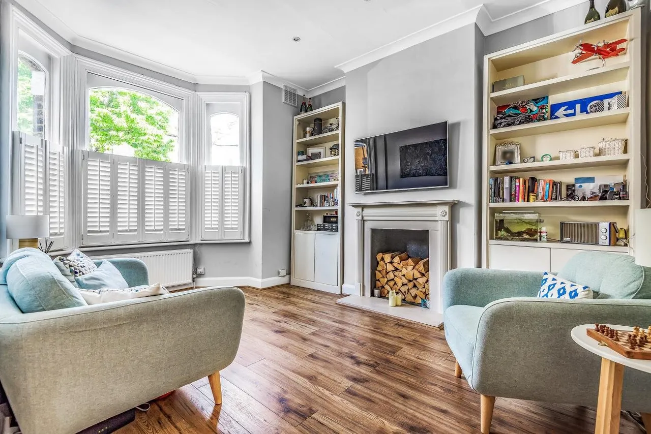 1 bed flat for sale — Harbut Road, Battersea, London, SW11
