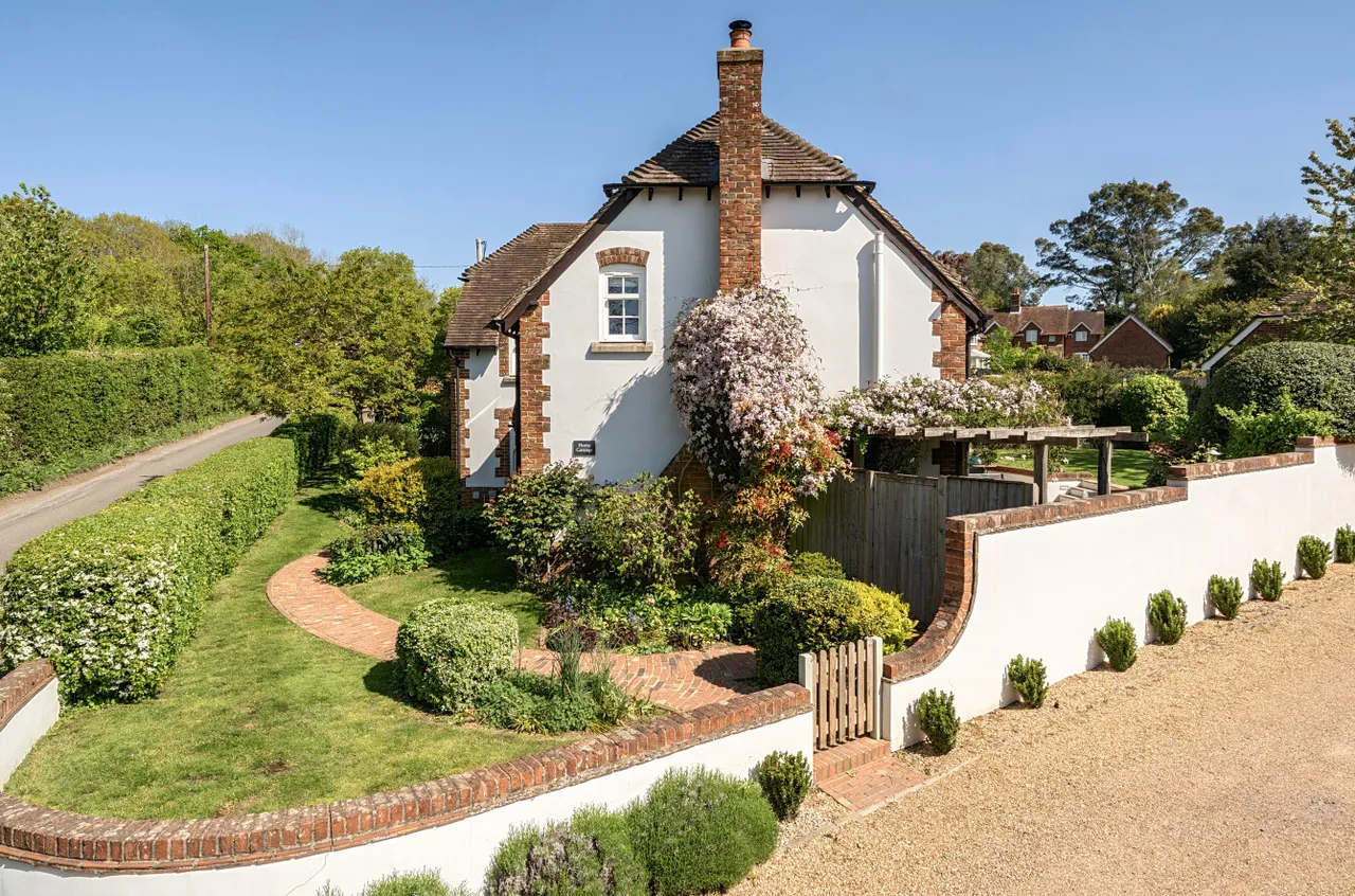 Hurst Lane, Owslebury, SO21, photo 16