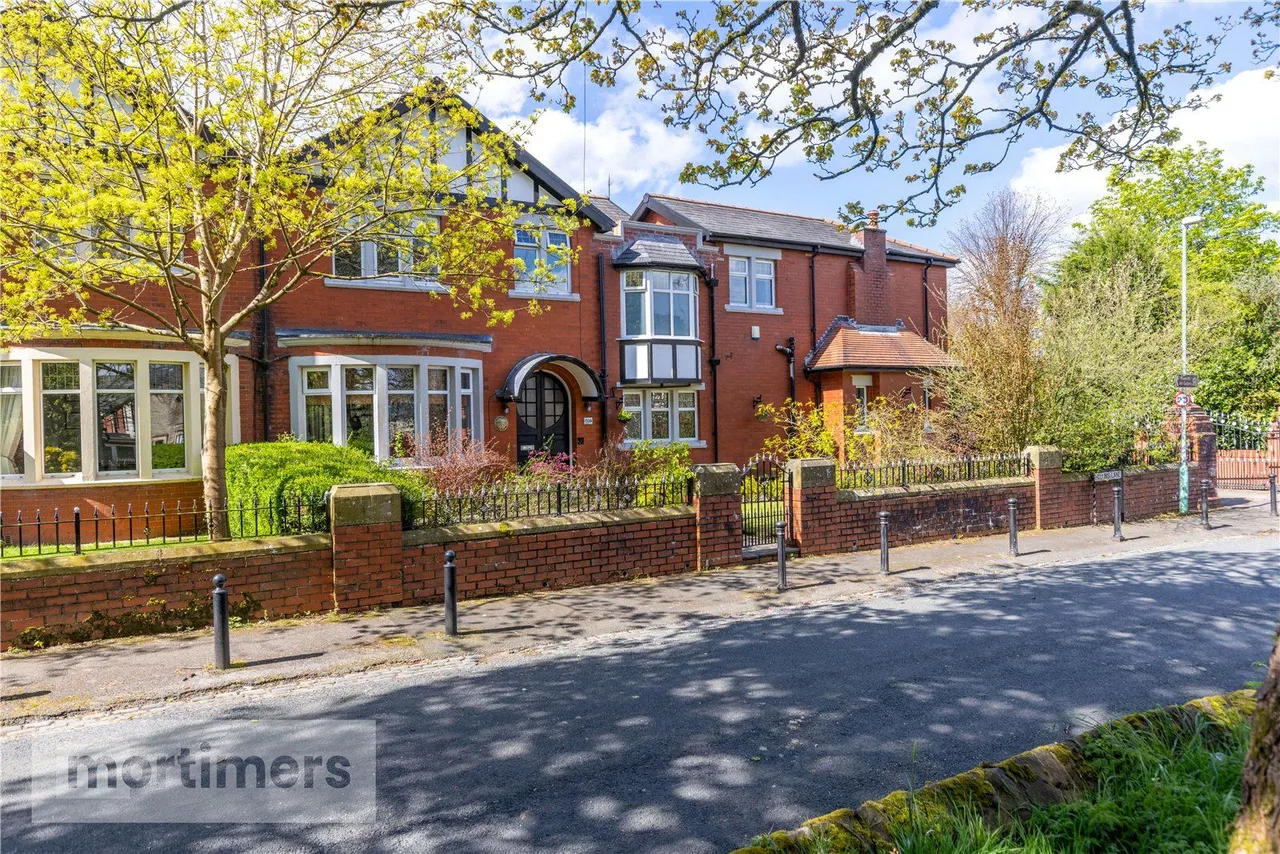 Hollins Lane, Accrington, BB5, photo 29