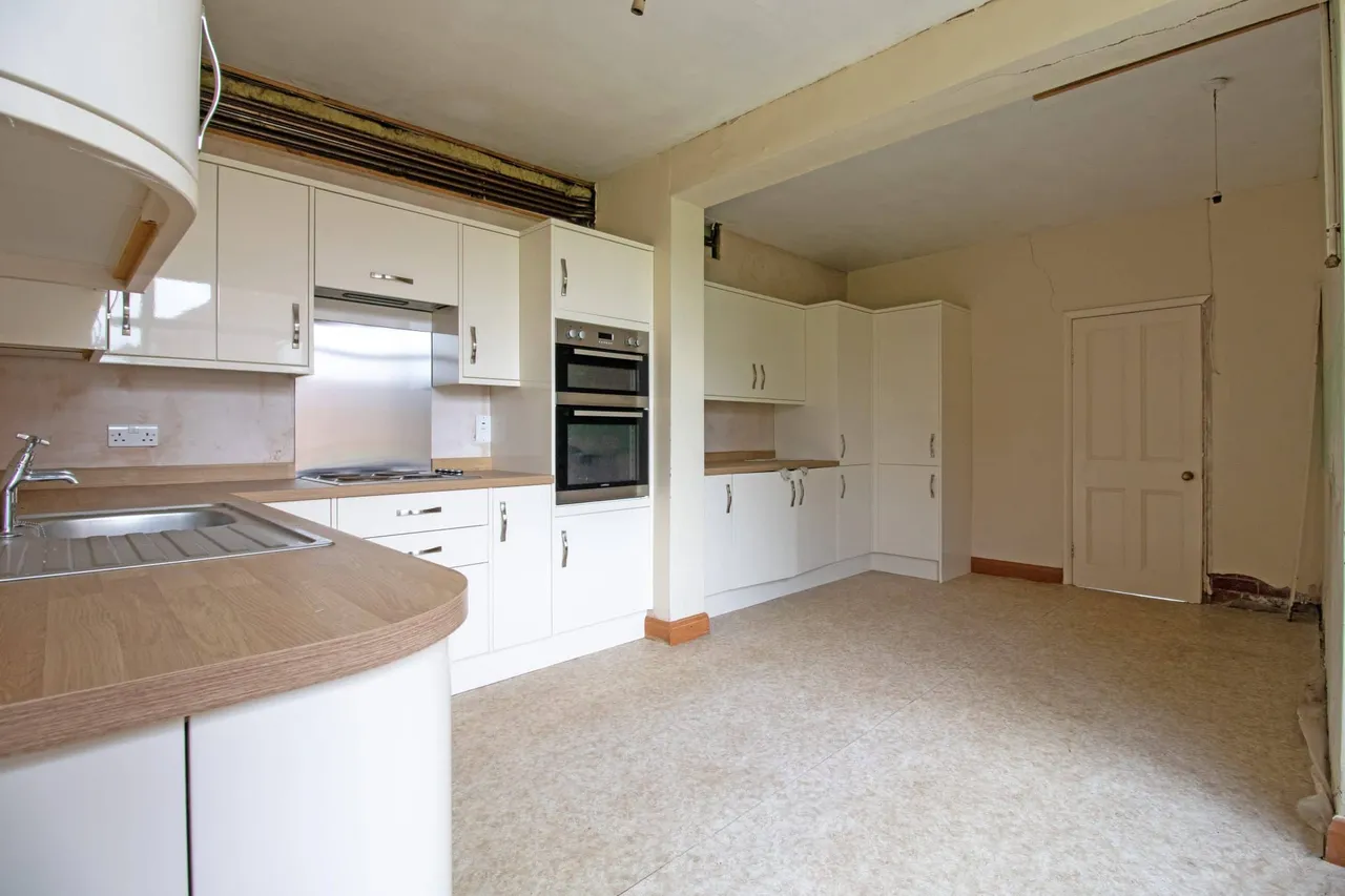 Gainsborough Road, Blyton, DN21, photo 6
