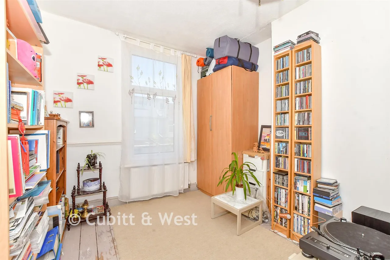 Alverstone Road, Southsea, PO4, photo 7