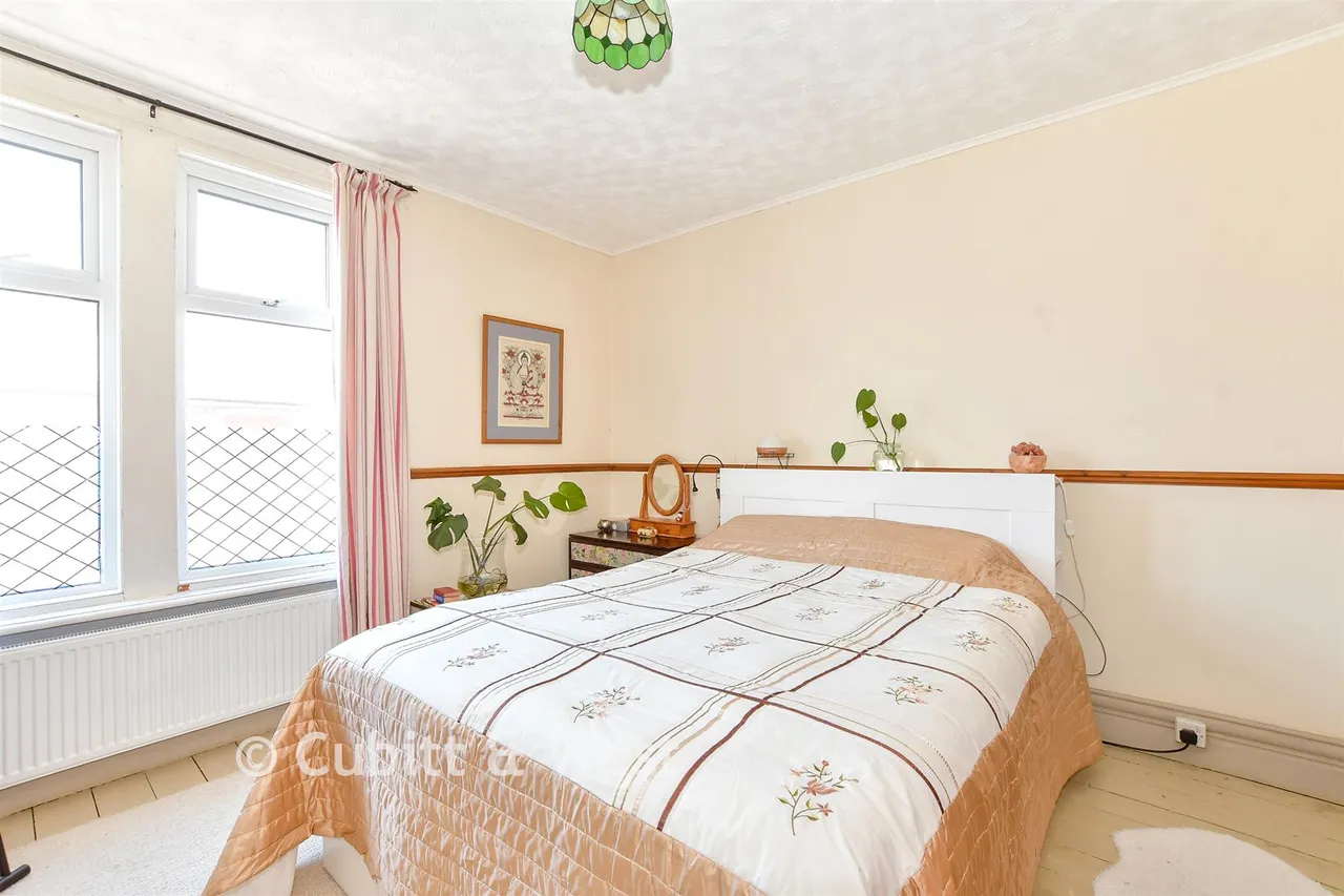 Alverstone Road, Southsea, PO4, photo 6